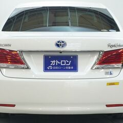 トヨタ　クラウン　ハイブリッド 　ロイヤルサルーン　ブラックスタイルの画像