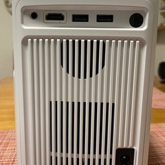 1080P＆４K&HDR10+対応の高画質プロジェクターの画像