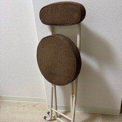 折りたたみ椅子　パイプ椅子の画像