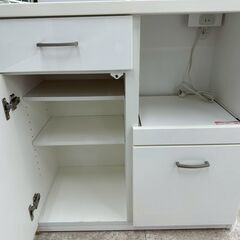 ★リユースのサカイ高崎店★TJ12959 (株)ニトリ レンジ台 黒白 H82.5×D40×W80 クリーニング済みの画像