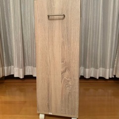 本棚 可動式 コロコロ付きの画像
