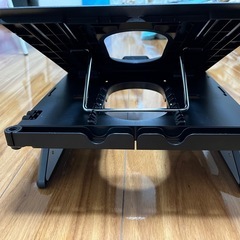 パソコン 8段階折りたたみの画像