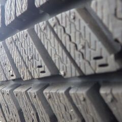 10系20系アルファードに!!　205/65R16　2023年製　アイスナビ　スタッドレス　D.O.Sアルミ付き4本セットの画像