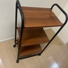 三段ラックの画像
