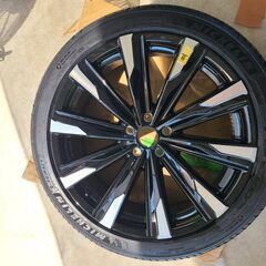 お得！トヨタクラウン クロスオーバー 21インチ 純正タイヤホイール4本セット 225/45R21 21x71/2J オフセット35mm PCD 114.3mmの画像