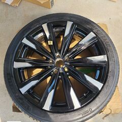 お得！トヨタクラウン クロスオーバー 21インチ 純正タイヤホイール4本セット 225/45R21 21x71/2J オフセット35mm PCD 114.3mmの画像