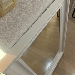 IKEA鏡の画像