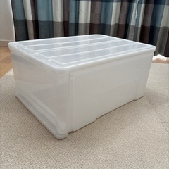 プラスチック収納ケースの画像