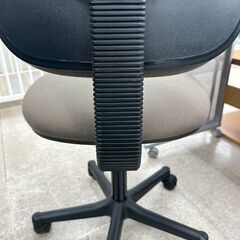 ★リユースのサカイ高崎店★TJ12962  椅子 グレー H76×D42×W44.5 クリーニング済みの画像