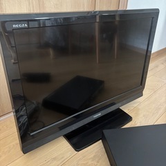 東芝REGZA 32型テレビ・REGZA DVDレコーダーの画像
