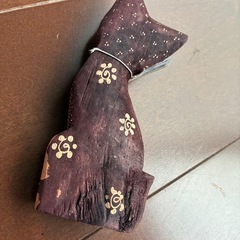 新品　木彫りのねこちゃん　アジアン　バリ　の画像