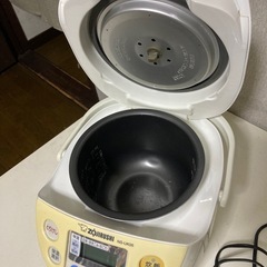 炊飯器の画像