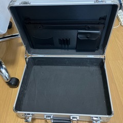 アタッシュケースの画像