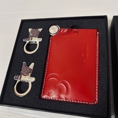 【箱付き・４点セット】HOLI LIFE STYLE 鏡　キーホルダー　セットの画像