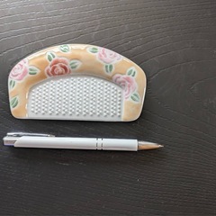 新品で撫松庵薔薇柄おろし器の画像