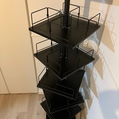 回転式本棚　天井突っ張り　黒　美品の画像