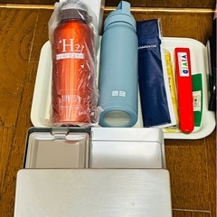🉐間もなく終了予定🙏新品中古品あり　お弁当箱3🍱 水筒2　野菜水切り🥬　お米入れ🌾　箸🥢3他の画像