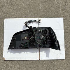 c35ローレル 左テールランプの画像