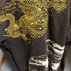 龍刺繍入りパーカーの画像