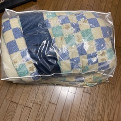 こたつ布団の画像