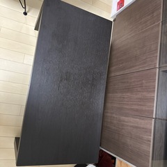 木製
テーブルの画像