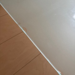 ガラステーブルの画像