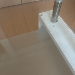 ガラステーブルの画像