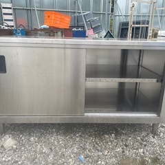 調理台 作業台 盛付台 キャビネット 業務用 ステンレス 1500＊750＊840mm 棚付き 厨房用品 の画像
