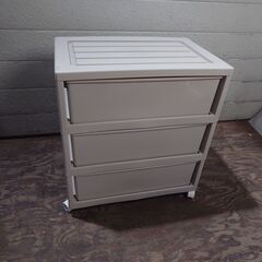 【各1個ずつ】 キャスター付き収納ケース W600xD400xH660mm 25j菊DOの画像