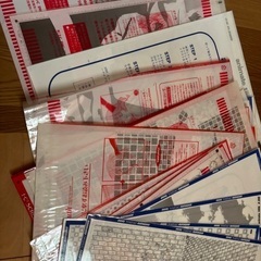 漫画原稿用紙とスクリーントーンの画像