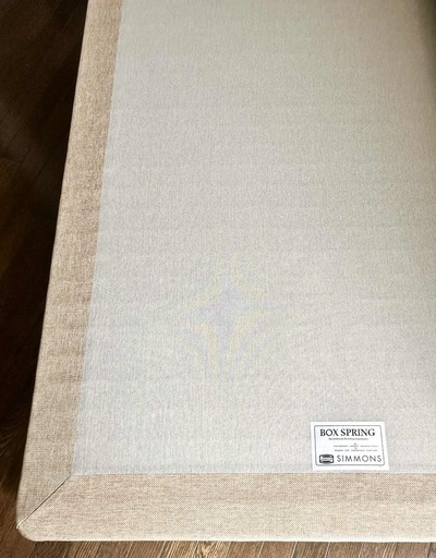 【引越の為割引】シモンズ　ボックススプリング　ダブル（beige）
