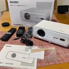 aurzenプロジェクター　スマートTV OS搭載
の画像
