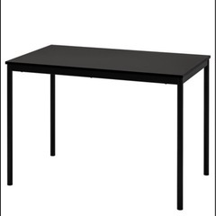 ikea テーブル110×67×69×69の画像