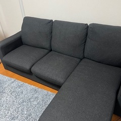 ソファの画像