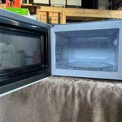 ２０２２年製　電子レンジ　ヤマダセレクト　アーバンホワイト　単機能　ターンテーブル　２００Ｗ〜７００Ｗ　ＹＭＷ－Ｍ１７ＪＷ５の画像