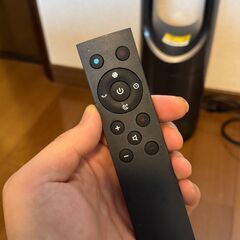 扇風機 タワーファン(冷風・温風の両方に対応)の画像