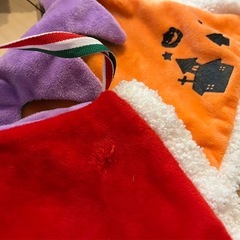 ペット　リバーシブルハロウィンクリスマスマントの画像