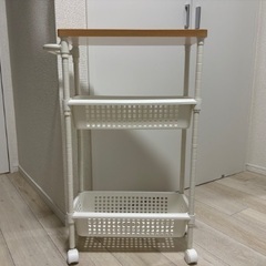 キッチンワゴンの画像