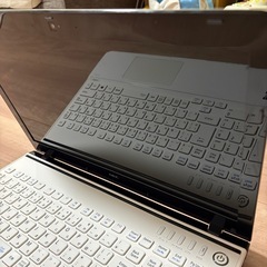 LaVie S ノートPC メモリ8GB/HDD750GBの画像