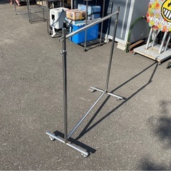 パイプハンガー　ポールハンガー　ハンガーポール　店舗什器　衣装掛け　キャスター付き　7点あり　業務用　中古　③の画像