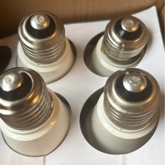 パナソニックLED電球4本の画像