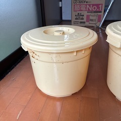 漬け物作る容器の画像