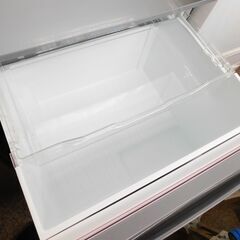 【JM814】TOSHIBA 東芝 GR-K33S-S 3ドア冷凍冷蔵庫 VEGETA（ベジータ）自動製氷機能付き シルバー 330L /3ドア /右開きタイプの画像