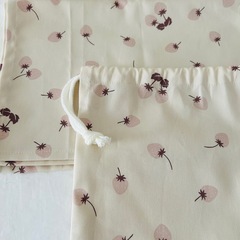 ハンドメイド　いちご柄　給食セットの画像