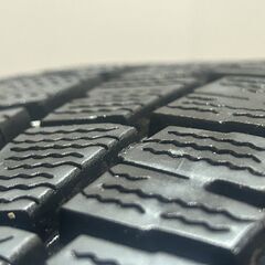 DUNLOP WINTER MAXX WM02 205/60R16 16インチ スタッドレス 4本 23～24年製 バリ溝 MINIクロスオーバー ステップワゴン ノア等　(KTI485)クレジットカード QRコード決済可能の画像