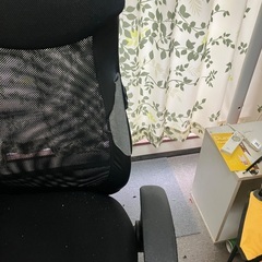 オフィスチェアーの画像