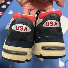 ニューバランス990V2の画像