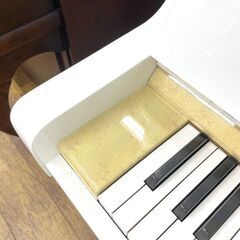 カワイKU2B　白艶出し　鮮やかな木目装飾モデル　リフレッシュ済み中古ピアノの画像