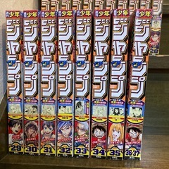 2025年少年ジャンプ4.5〜36.37巻まで。30巻セット ワンピース　魔男のイチ　サカモトデイズ　カグラバチの画像