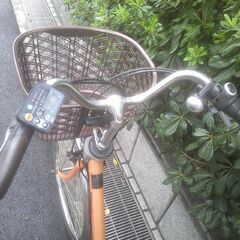 電動26インチ　税別￥45.273-　新基準パナソニックビビDX　良品８Ah 電動自転車　３ヶ月保証　オレンジ1004の画像